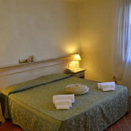 B E B Firenze 3* Санта-Мария-а-Монте