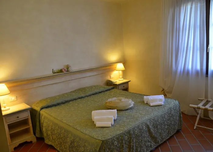 B E B Firenze 3* Санта-Мария-а-Монте