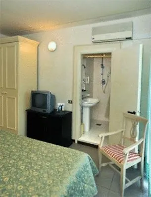 B E B Firenze فندق مبيت وإفطار 3*